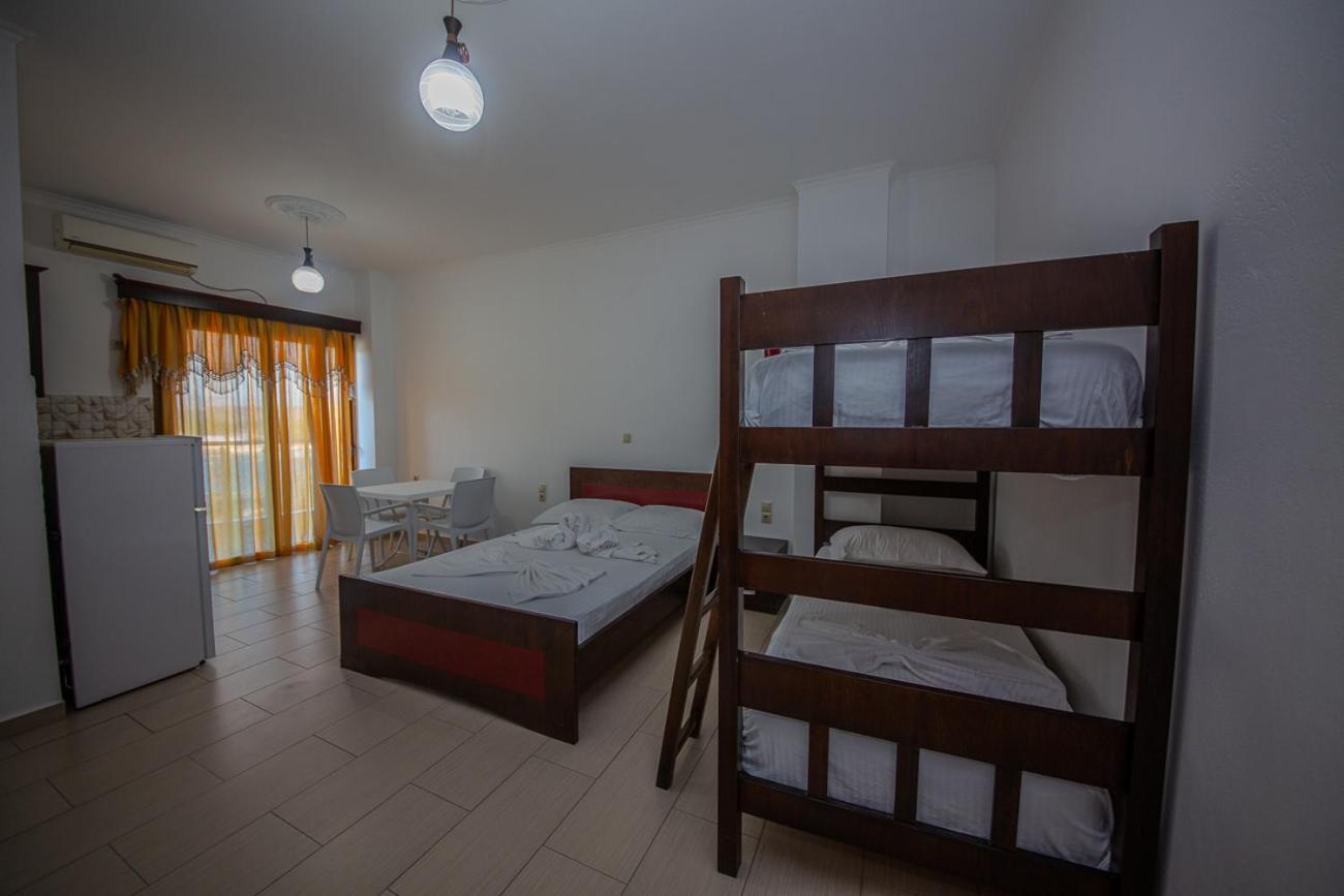 Hotel Landi Ksamil Extérieur photo