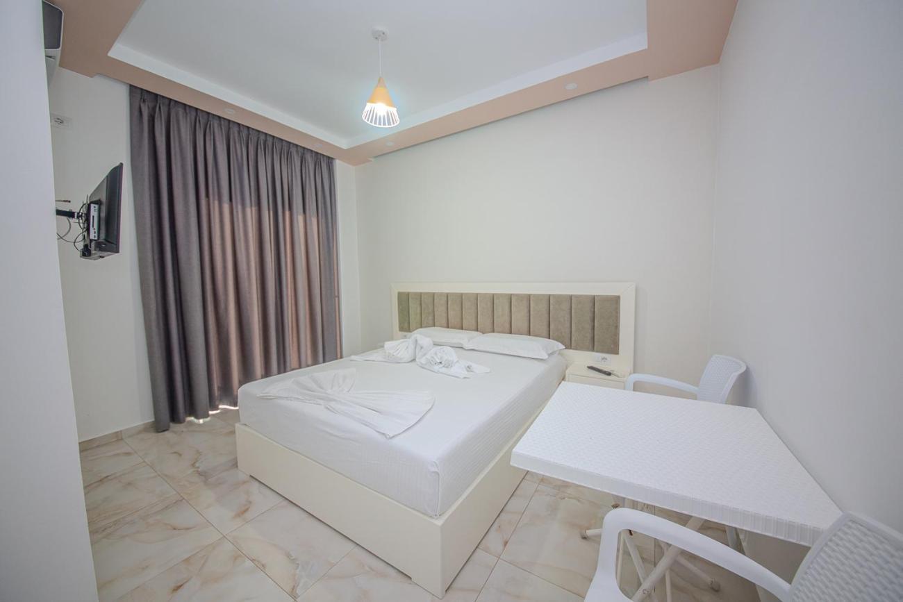 Hotel Landi Ksamil Extérieur photo