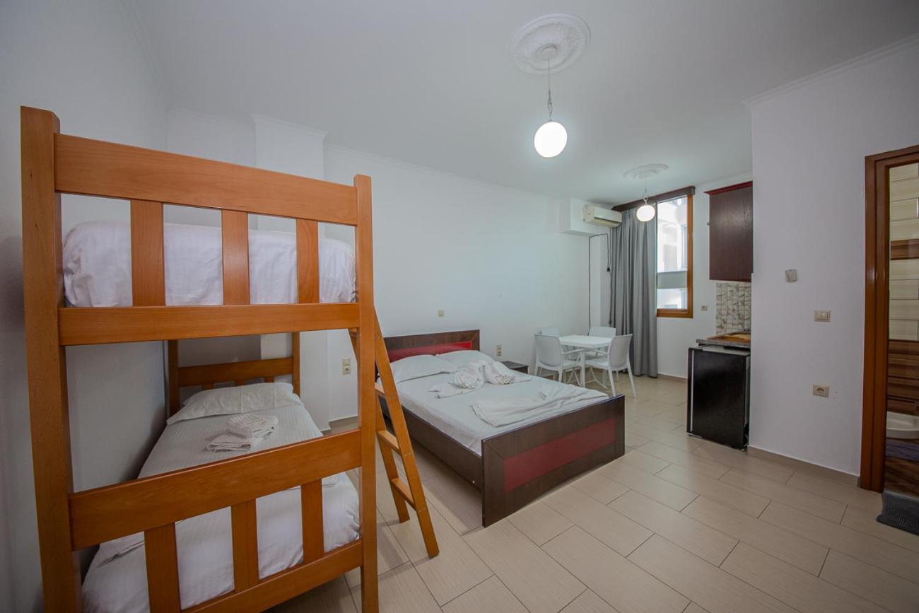 Hotel Landi Ksamil Extérieur photo