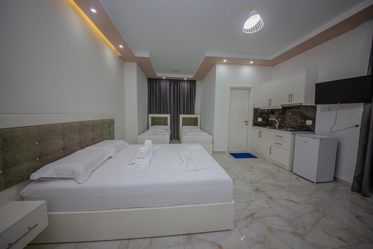 Hotel Landi Ksamil Extérieur photo
