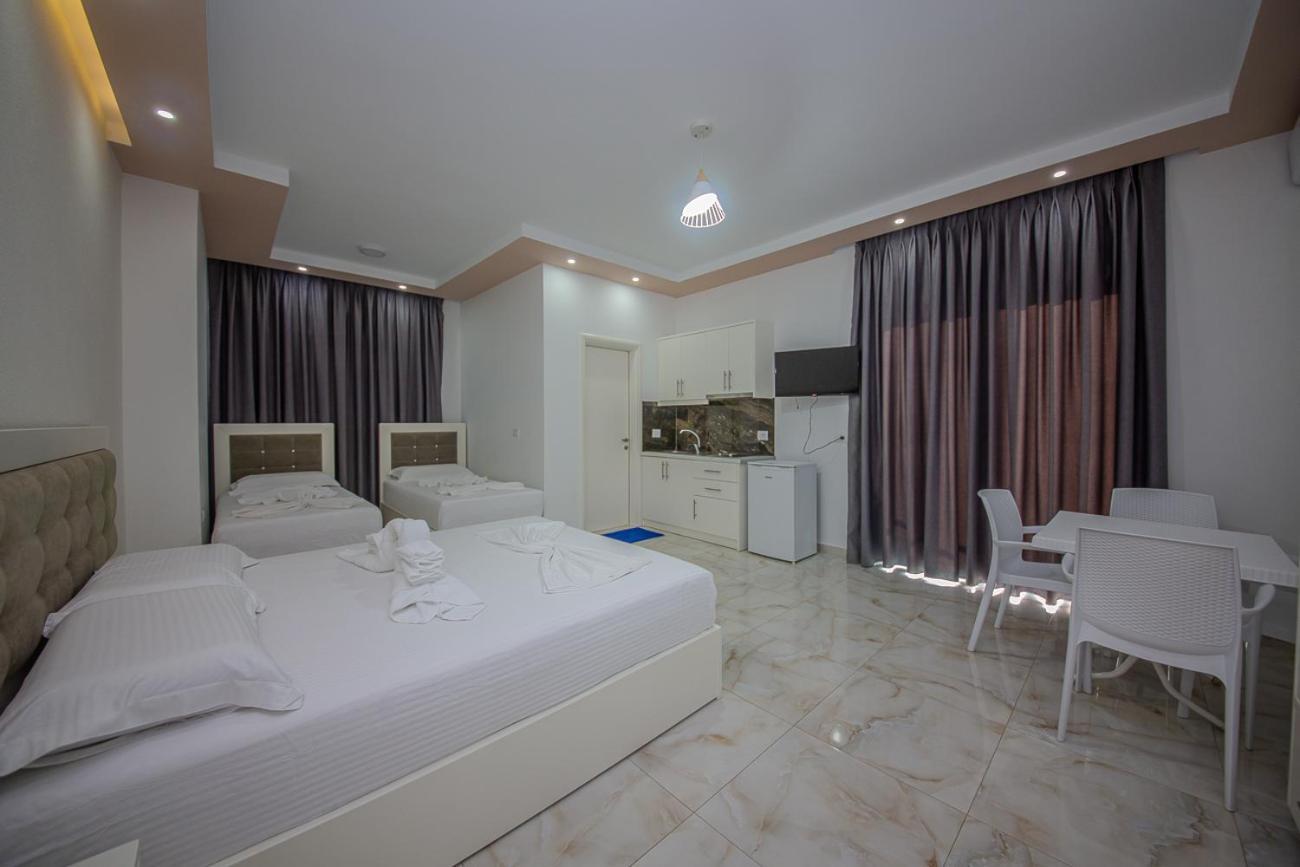 Hotel Landi Ksamil Extérieur photo