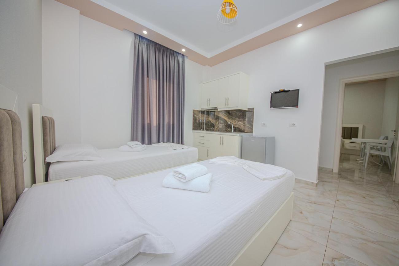 Hotel Landi Ksamil Extérieur photo