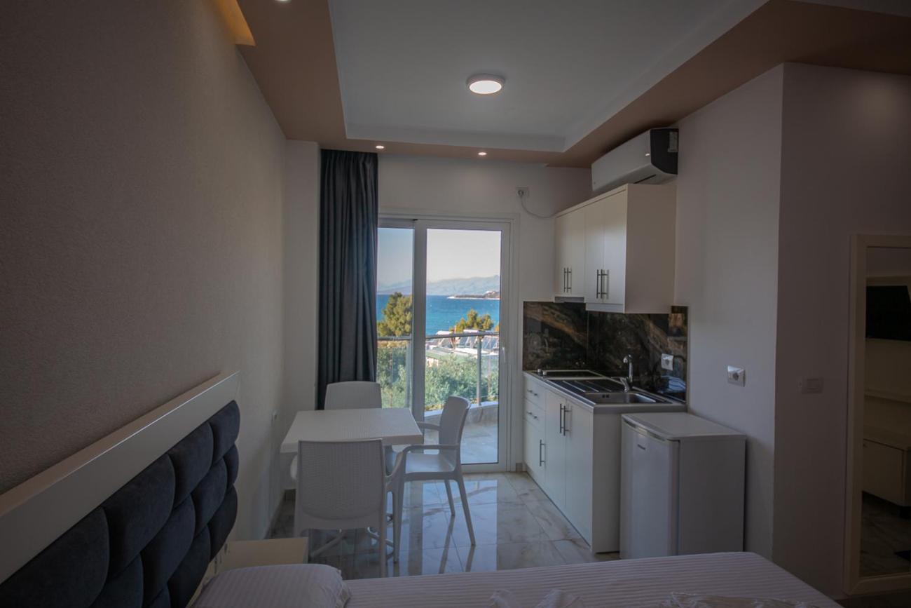 Hotel Landi Ksamil Extérieur photo