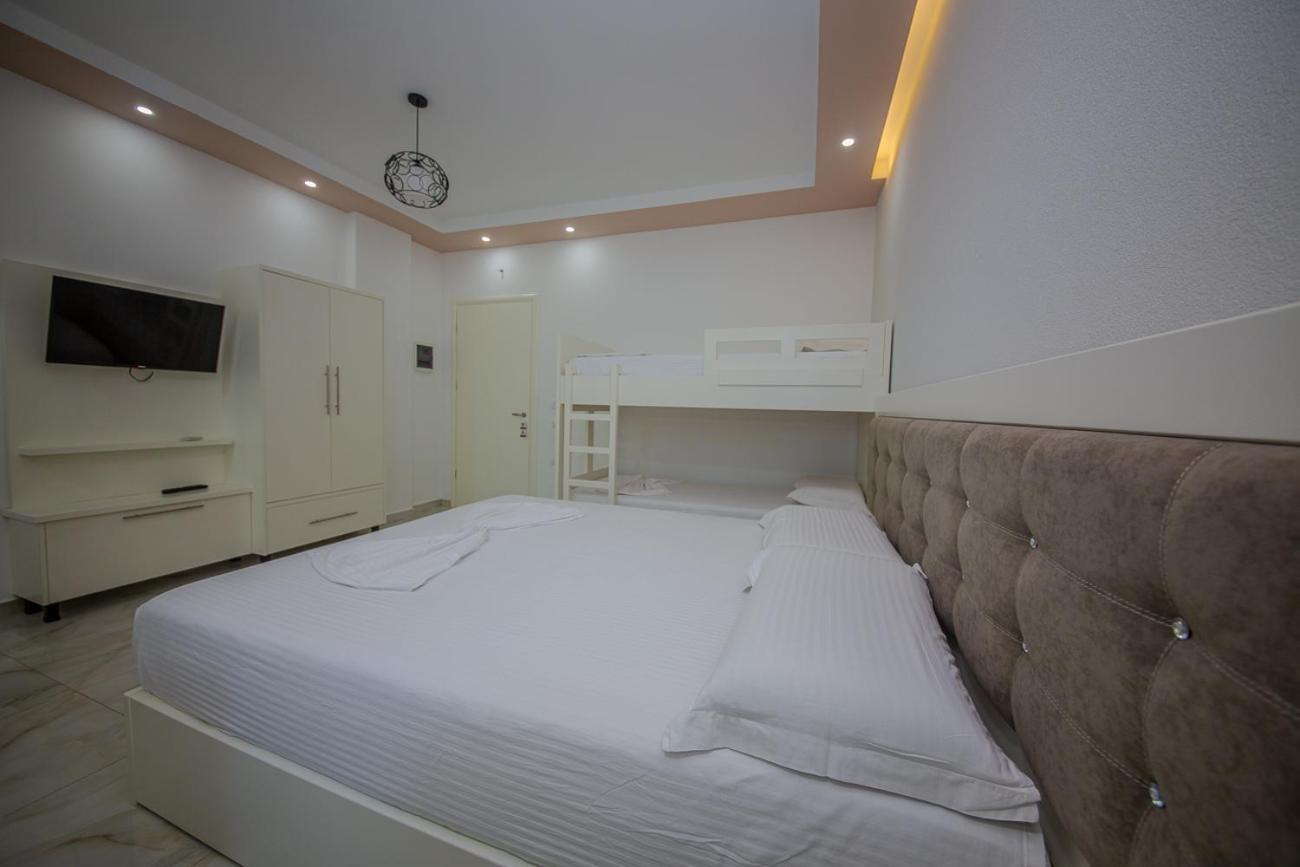 Hotel Landi Ksamil Extérieur photo