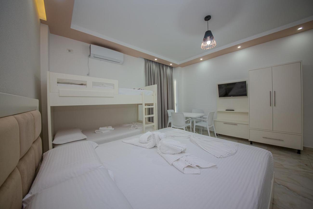 Hotel Landi Ksamil Extérieur photo